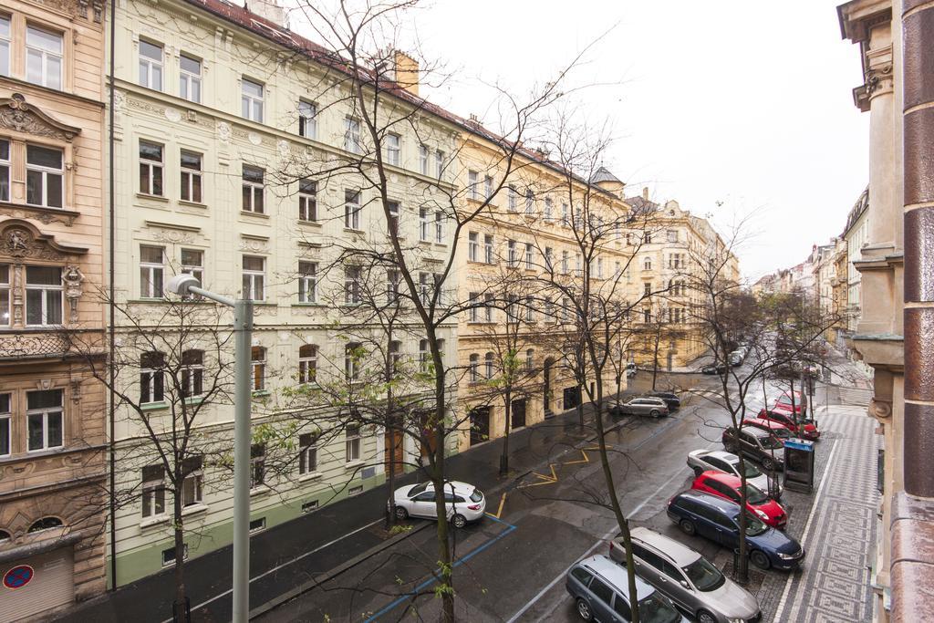 Manesova Astra Apartment Praga Quarto foto